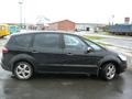 Ford S-Max - 710 000