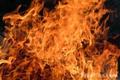 В Челябинске при пожаре в жилом доме один человек погиб, пострадали четыре ребенка и мужчина